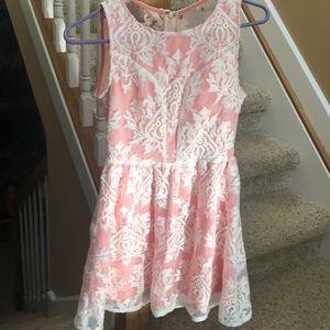 Lace pink dress